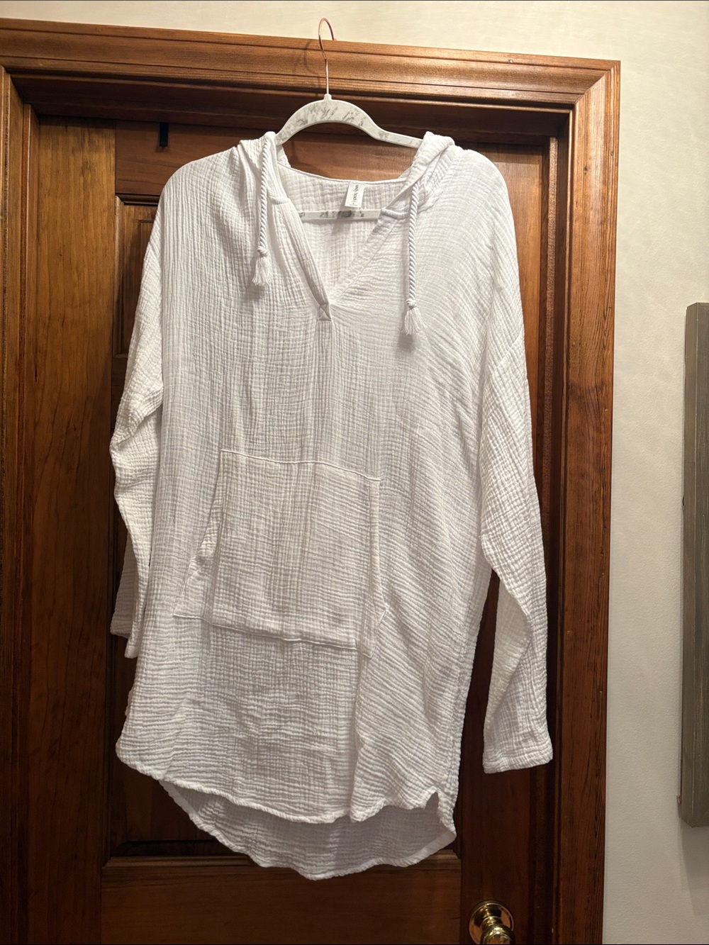 Women’s bathing suit cover up Lightweight White Hooded Gauze Pullover. Large